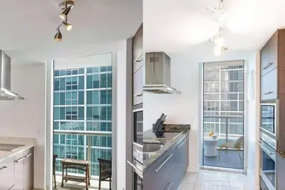 Image de Bayfront Pool Suite | Brickell Urban Escape