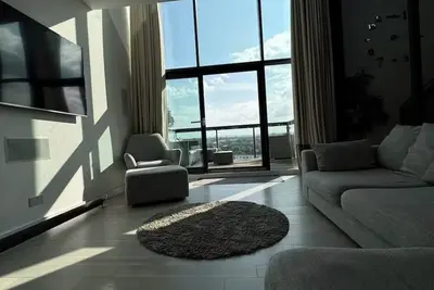 Image de Luxury Riverside Penthouse Apartment minutes walk from Sec and Ovo Hydro