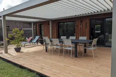 Image de Maison proche du lac et de l'océan dans station familiale