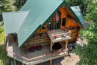 Image de The Missing Peace Cabin - Hot Tub, Private 3br Mountain Reset Near Pisgah Nat’l