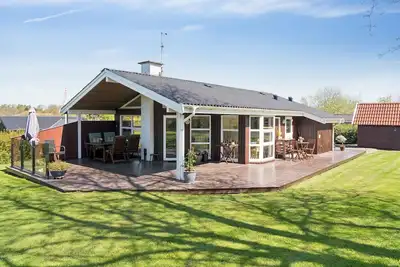 Image de Charming holiday home near the beach