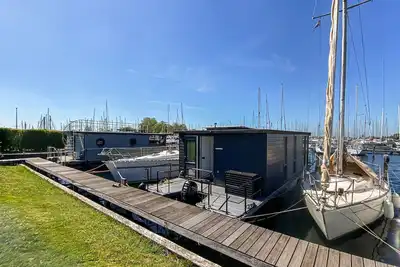 Image de 2 bedroom amazing ship in Wolphaartsdijk