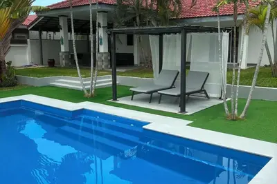Image de 3-bedroom Pool villa Sergio in Rawai