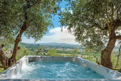 Image de Hydromassage Bathtub-Agriturismo Fattoria La Pieve-Cottage Olivo 8 km from Pisa