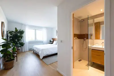 Image de Welcoming 3-bedroom apartment in the heart of Khulna Division।