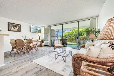 Image de New Listing Discount! Beautiful Ground Floor Tropical Oasis with Ocean View!
