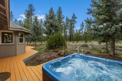 Image de Large Sunriver Lodge with Hot Tub, Sharc Passes