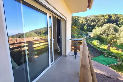 Image de Maison avec Jardin et Clim au Cœur du Maquis