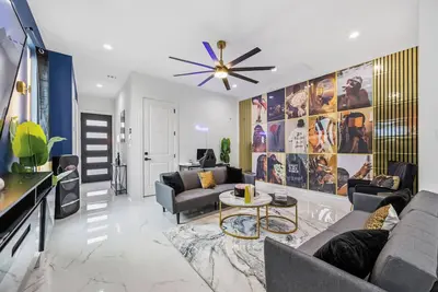 Image de Melanin Luxe GroupStay Houston Nrg Sleeps 14