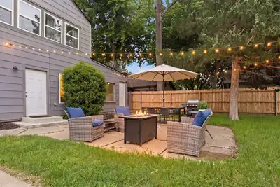 Image de 4bd Near Gathering Place~Game Rm~Patio w/ Fire Pit