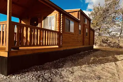 Image de Cabin Retreat - 10 minutes from Downtown Livingston! 1hr to Ynp!
