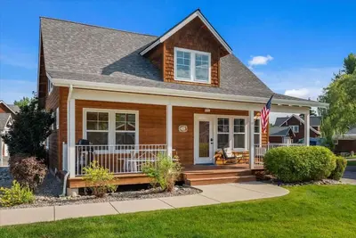Image de Dover Bay Retreat | Near Lake | Sleeps 10