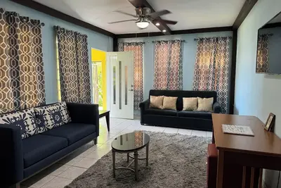 Image de Lovely 3-bedroom apartment with Ac in vibrant Cataño