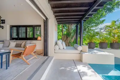 Image de Lovely 4-bedroom villa with Ac in Krong Siem Reap
