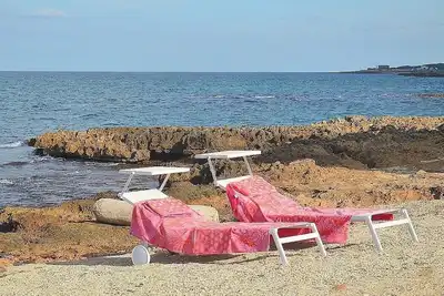 Image de Villa Numia A: A bright and sunny two-story independent house located right on the beach, with Free Wi-Fi.