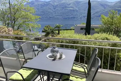 Image de Cet appartement bien entretenu bénéficie d'un emplacement attrayant à proximité