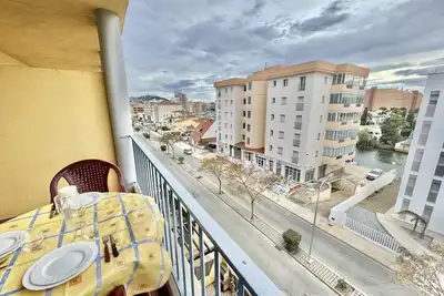Image de Appartement 2 chambres avec parking, piscine et proche plage à Roses
