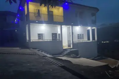 Image de Havillah Court. Cosy Hill Top Residence. Ac. Wifi. Solar.