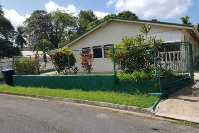 Image de Brilliant 2-bedroom house in Holetown perfect for your getaway,