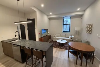 Image de Downtown 2Bed 2Bath Pet Friendly Townhouse