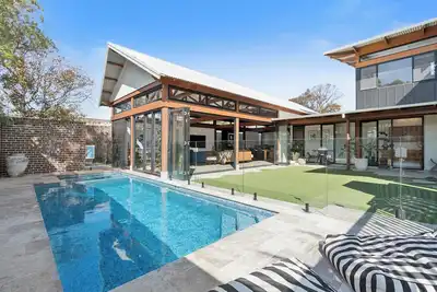 Image de Bale Bengong Escape Tranquil Poolside living