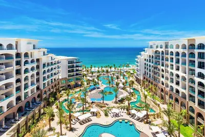 Image de Upgraded Elite 1br/2ba Suite w/ Kitchen, Balcony, Sleeps 4 at Villa La Valencia