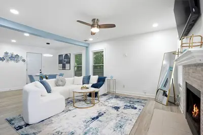 Image de Stylish, Bright 3br Retreat Near Downtown Atl