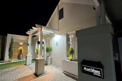 Image de Montblanc 3 Bed 3 BathR Home in Gated Estate Sleeps 6