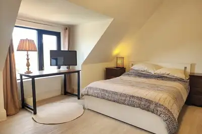 Image de Annex Huge 4 Bdrms 2 Living Rooms 3 Workspaces - Near U of T & Fifa World Cup!