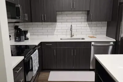 Image de Cozy 1-bedroom apartment in fabulous Addison