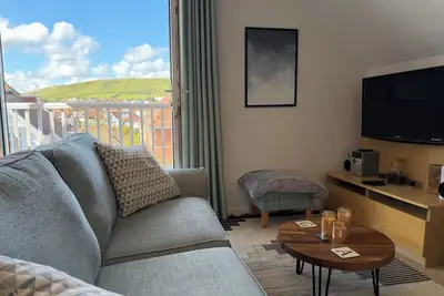 Image de Ballard Down View, Swanage 2 Bed, 5 minutes walk to beach, balcony views.