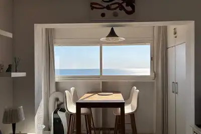Image de splendide appartement avec vu sur la mer a 50m de la plage avec restaurant snack
