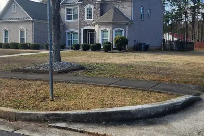 Image de Perfect 5-bedroom House In Charming Fairburn