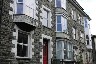 Image de \nRose Hill  - central Barmouth townhouse - sleeps 16!