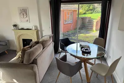 Image de Large 4 Bed with Parking