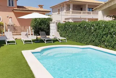 Family Villa With Private Pool