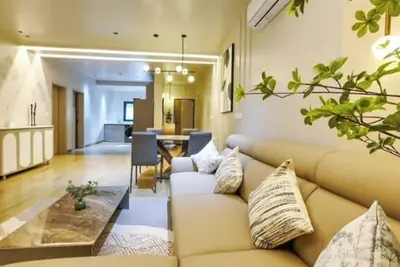 Charming 2-Bedroom masterpiece Perched in Hilltops