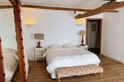 Image de La Petite Foret | 2-Bedroom Private Suite in Historic House by the Burg  at La Maison Zenasni