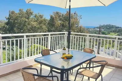 Image de Bougainvillea Retreat above Faliraki-Stunning views from terraces, private garden