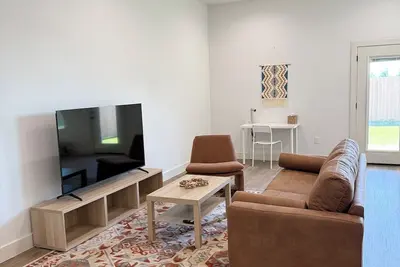 Image de 2026 Brand New Half Duplex I 3-Bed/2-Bath I Spacious + Fiber WiFi + 2-Car Garage