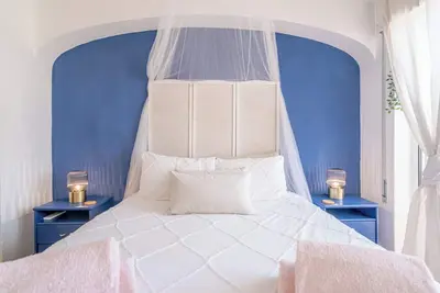 Image de Boho Beach House, artist residence, steps from the sand