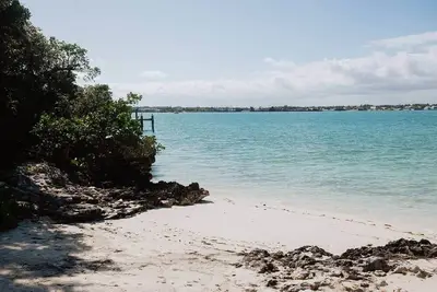 Image de Harbour Beach Villa - large dock & great views!
