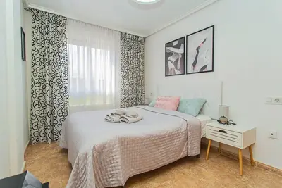 Image de Cozy Apartment Torrevieja - Los Locos Beach -   Ac, Pool, Private parking