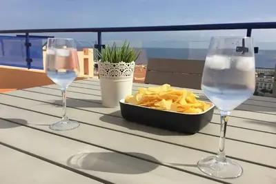Image de Appartment 3 beds 2 baths with stunning seaviews, very fast wifi