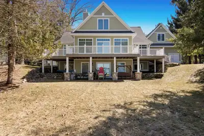 Cobblestone Castle | Torch Lake