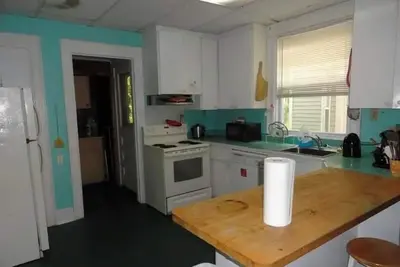 Image de Giant house all king and queen beds  rokun65 in Tv near hospital and College