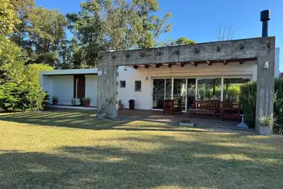Image de Beautiful house in a very quiet and enjoyable environment with heated pool.