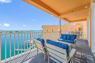 Image de 🐬Harborview Grande #507 - Pool, Hot tub, Waterfront, Large Balcony!