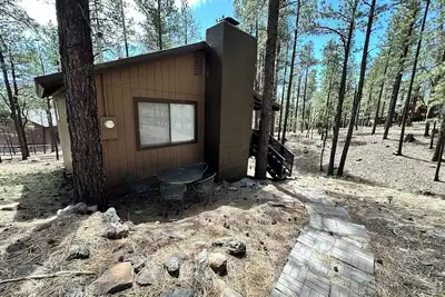Image de Covered Deck & Grill: Cozy Greer Hideaway!