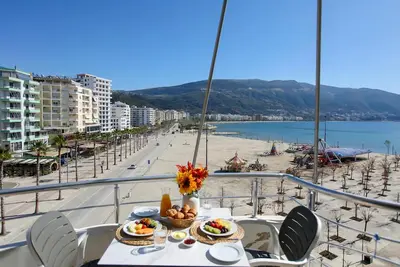 Image de Holiday Apartment Central & Sea View, Vlore, Albania